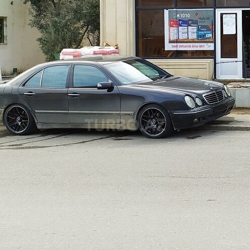Mercedes E 240 2000, 383,000 km - 2.4 l - Sumqayıt