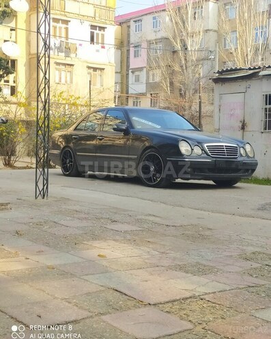Mercedes E 240 2000, 383,000 km - 2.4 l - Sumqayıt