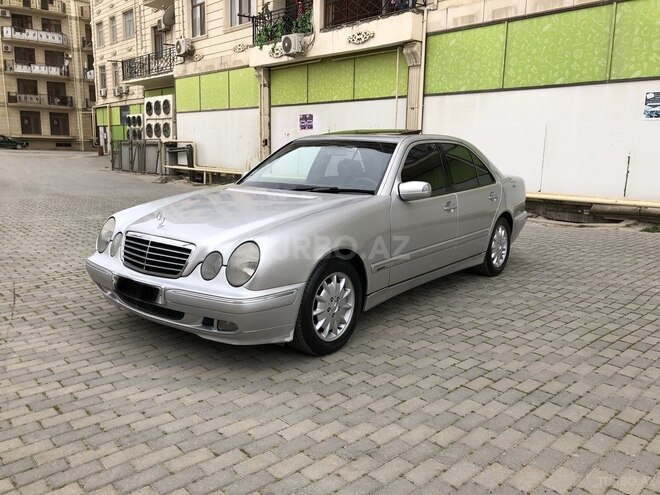 Mercedes E 240 2000, 185,300 km - 2.4 l - Bakı