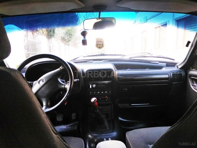 GAZ 31105 2004, 235 km - 0.3 l - Gəncə