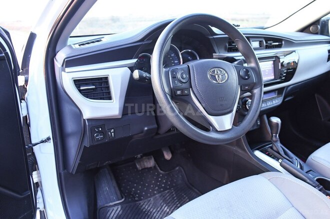 Toyota Corolla 2016, 50,000 km - 1.8 л - Bakı