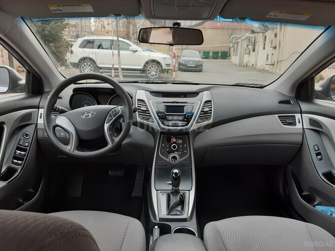 Hyundai Elantra 2015, 85,000 km - 1.8 l - Bakı
