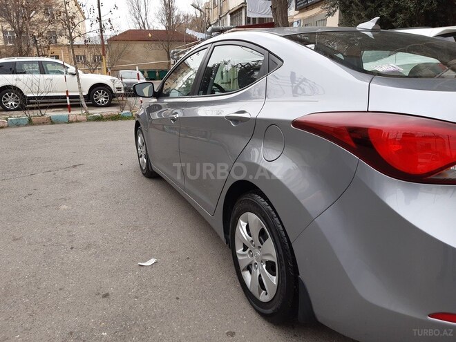 Hyundai Elantra 2015, 85,000 km - 1.8 l - Bakı