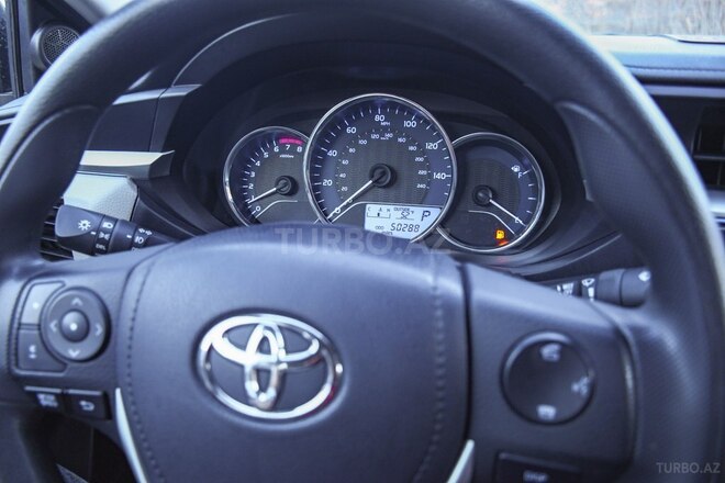 Toyota Corolla 2016, 50,000 km - 1.8 л - Bakı