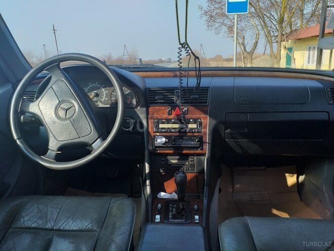 Mercedes C 230 1998, 233,300 km - 2.3 l - Kürdəmir