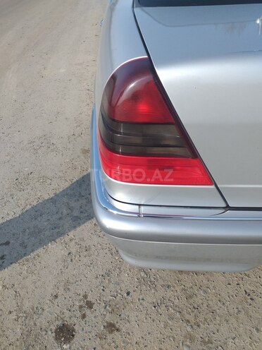 Mercedes C 230 1998, 233,300 km - 2.3 l - Kürdəmir