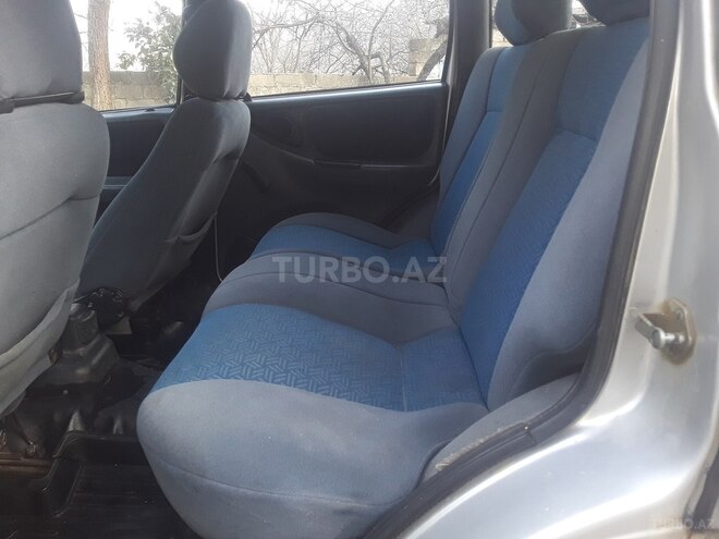 Chevrolet Niva 2005, 217,000 km - 1.7 l - Yardımlı