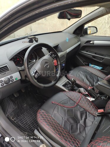 Opel Astra 2005, 260,000 km - 1.3 l - Bakı