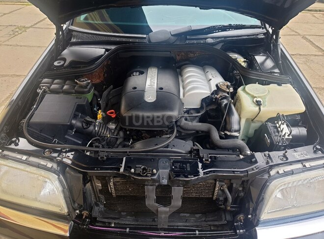 Mercedes C 220 1998, 250,000 km - 2.2 л - Masallı