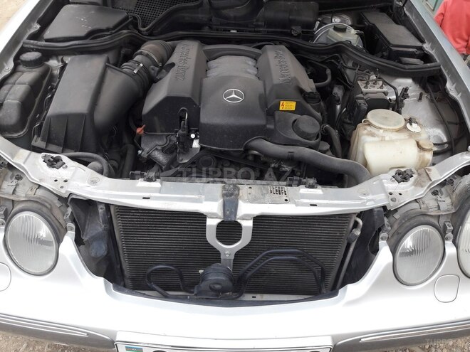 Mercedes E 260 2000, 234,766 km - 2.6 l - Tovuz