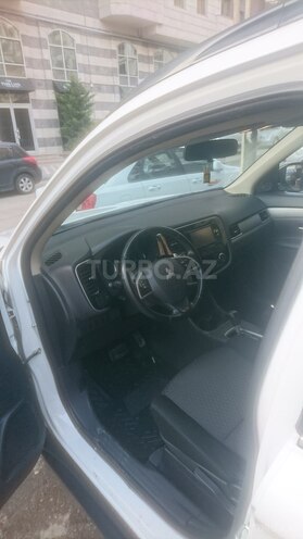 Mitsubishi Outlander 2014, 122,000 km - 2.4 l - Bakı
