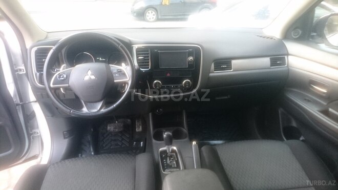 Mitsubishi Outlander 2014, 122,000 km - 2.4 l - Bakı