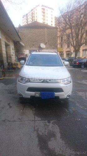 Mitsubishi Outlander 2014, 122,000 km - 2.4 l - Bakı