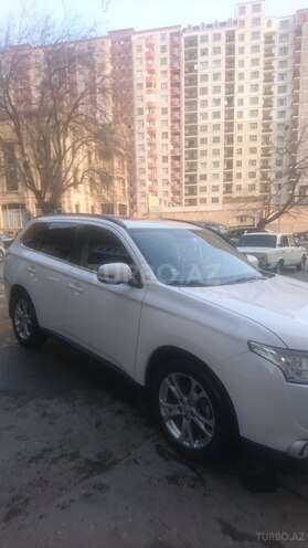 Mitsubishi Outlander 2014, 122,000 km - 2.4 l - Bakı