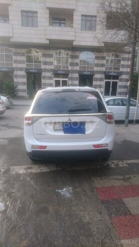 Mitsubishi Outlander 2014, 122,000 km - 2.4 l - Bakı