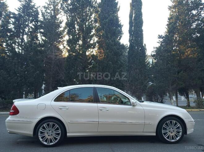 Mercedes E 240 2004, 253,000 km - 2.6 l - Bakı