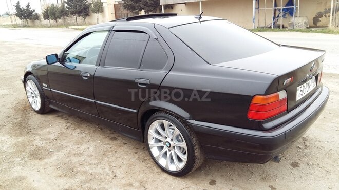 BMW 318 1994, 351,000 km - 1.6 l - Bakı