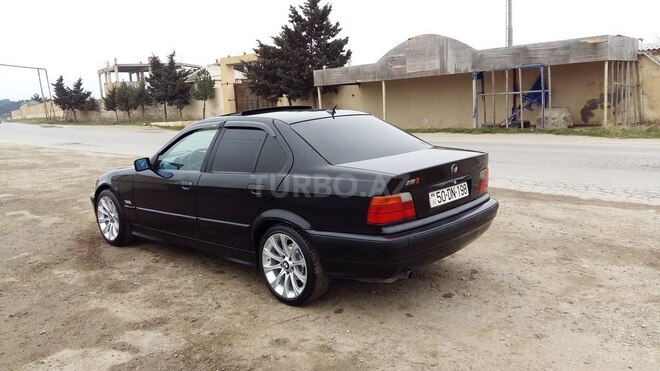 BMW 318 1994, 351,000 km - 1.6 l - Bakı