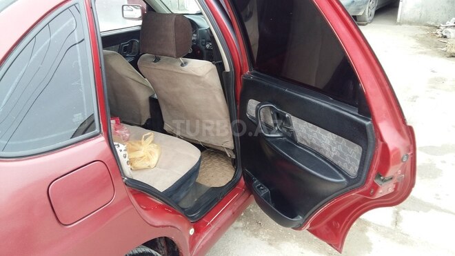 Volkswagen Polo 1995, 327,000 km - 1.6 л - Bakı