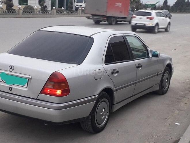 Mercedes C 200 1994, 290,000 km - 2.0 l - Sumqayıt