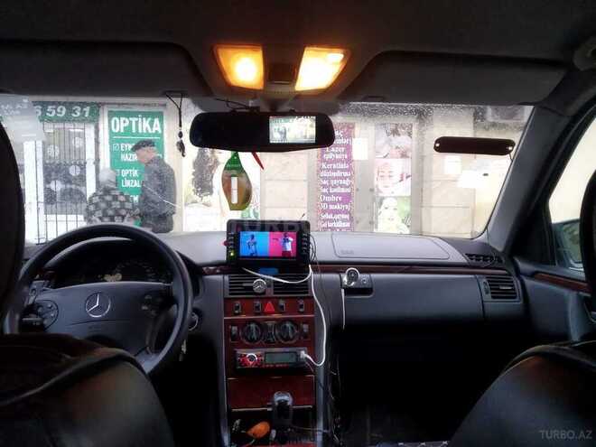 Mercedes E 200 1999, 397,440 km - 2.0 l - Bakı
