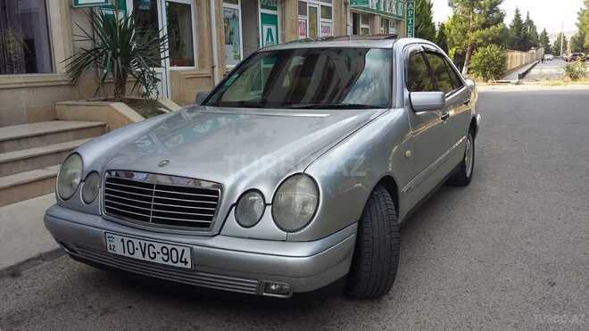 Mercedes E 240 1998, 341,000 km - 2.4 л - Şirvan