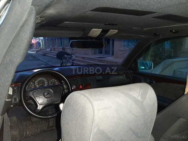 Mercedes E 240 1998, 341,000 km - 2.4 л - Şirvan