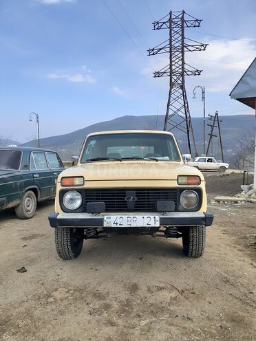 LADA (VAZ) Niva 1986, 263,585 km - 1.7 л - Yardımlı