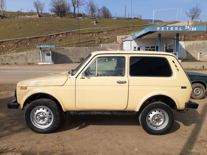 LADA (VAZ) Niva 1986, 263,585 km - 1.7 л - Yardımlı