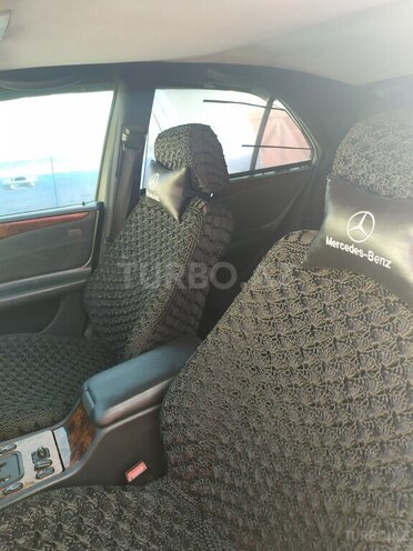 Mercedes E 240 1998, 157,000 km - 2.4 l - Bakı