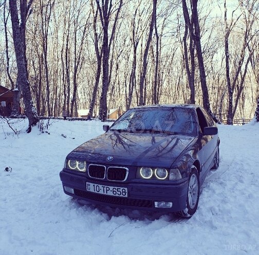 BMW 318 1997, 293,000 km - 1.8 l - Bakı