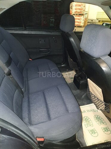 BMW 318 1997, 293,000 km - 1.8 l - Bakı