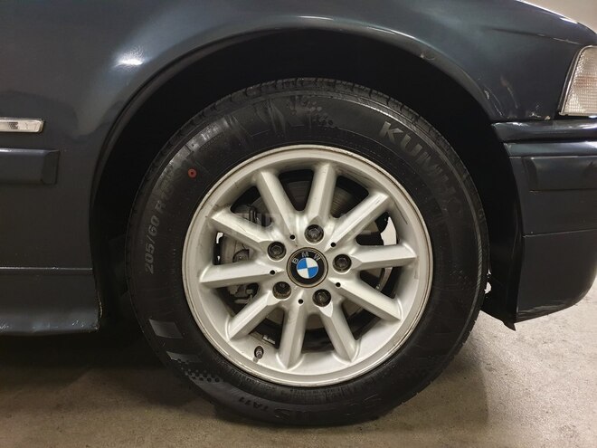 BMW 318 1997, 293,000 km - 1.8 l - Bakı