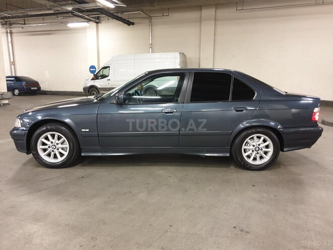 BMW 318 1997, 293,000 km - 1.8 l - Bakı