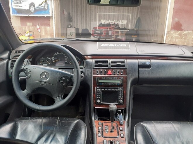 Mercedes C 200 1999, 253,654 km - 2.0 l - Bakı