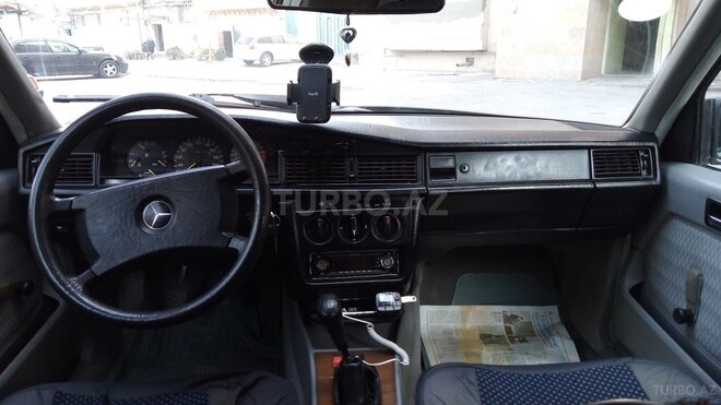 Mercedes 190 1988, 414,241 km - 2.0 l - Mingəçevir