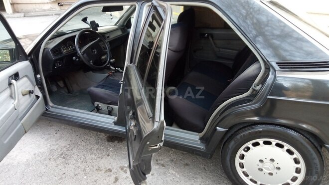 Mercedes 190 1988, 414,241 km - 2.0 l - Mingəçevir
