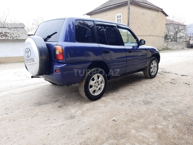 Toyota RAV4 1996, 395,455 km - 2.0 l - Quba