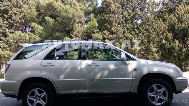 Toyota Harrier 2001, 199,000 km - 3.0 l - Sumqayıt