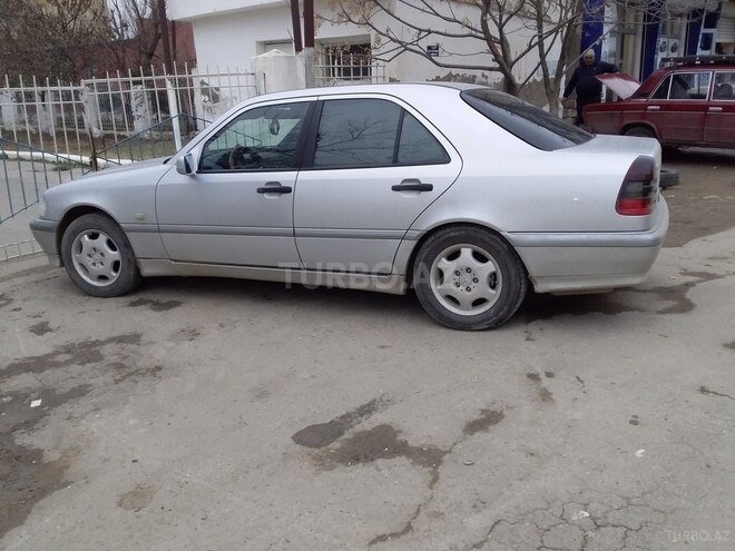 Mercedes C 200 2000, 25,000 km - 2.0 l - Şirvan