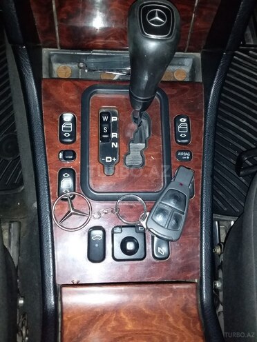 Mercedes C 200 2000, 25,000 km - 2.0 l - Şirvan