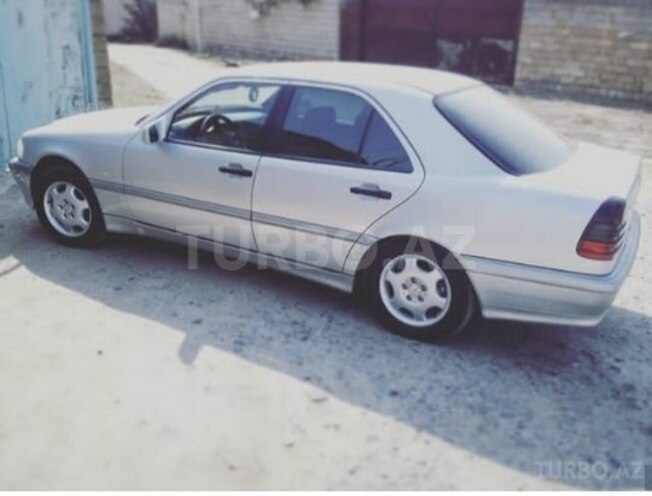 Mercedes C 200 2000, 25,000 km - 2.0 l - Şirvan