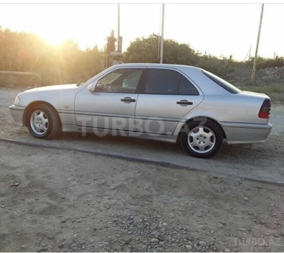 Mercedes C 200 2000, 25,000 km - 2.0 l - Şirvan