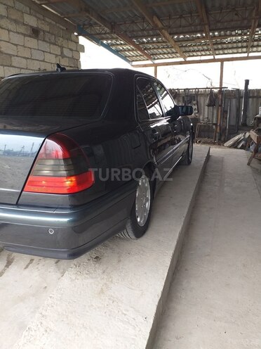 Mercedes C 240 1999, 266,942 km - 2.4 l - Biləsuvar