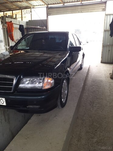 Mercedes C 240 1999, 266,942 km - 2.4 l - Biləsuvar