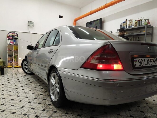 Mercedes C 200 2002, 231,667 km - 2.0 l - Bakı