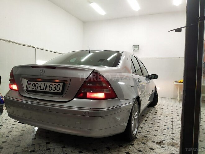 Mercedes C 200 2002, 231,667 km - 2.0 l - Bakı
