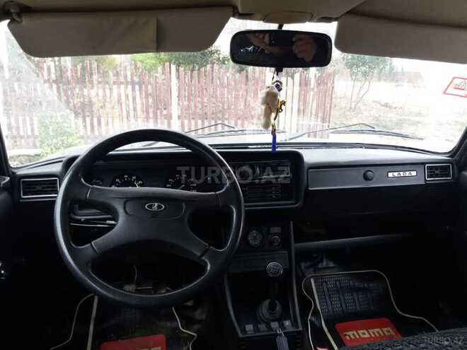 LADA (VAZ) 2107 2011, 34,400 km - 1.6 l - Salyan