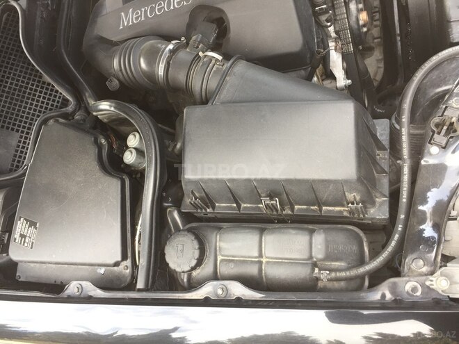 Mercedes E 240 1999, 319,000 km - 2.4 l - Sumqayıt