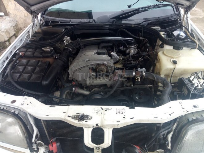 Mercedes C 180 1996, 395,800 km - 1.8 л - Neftçala